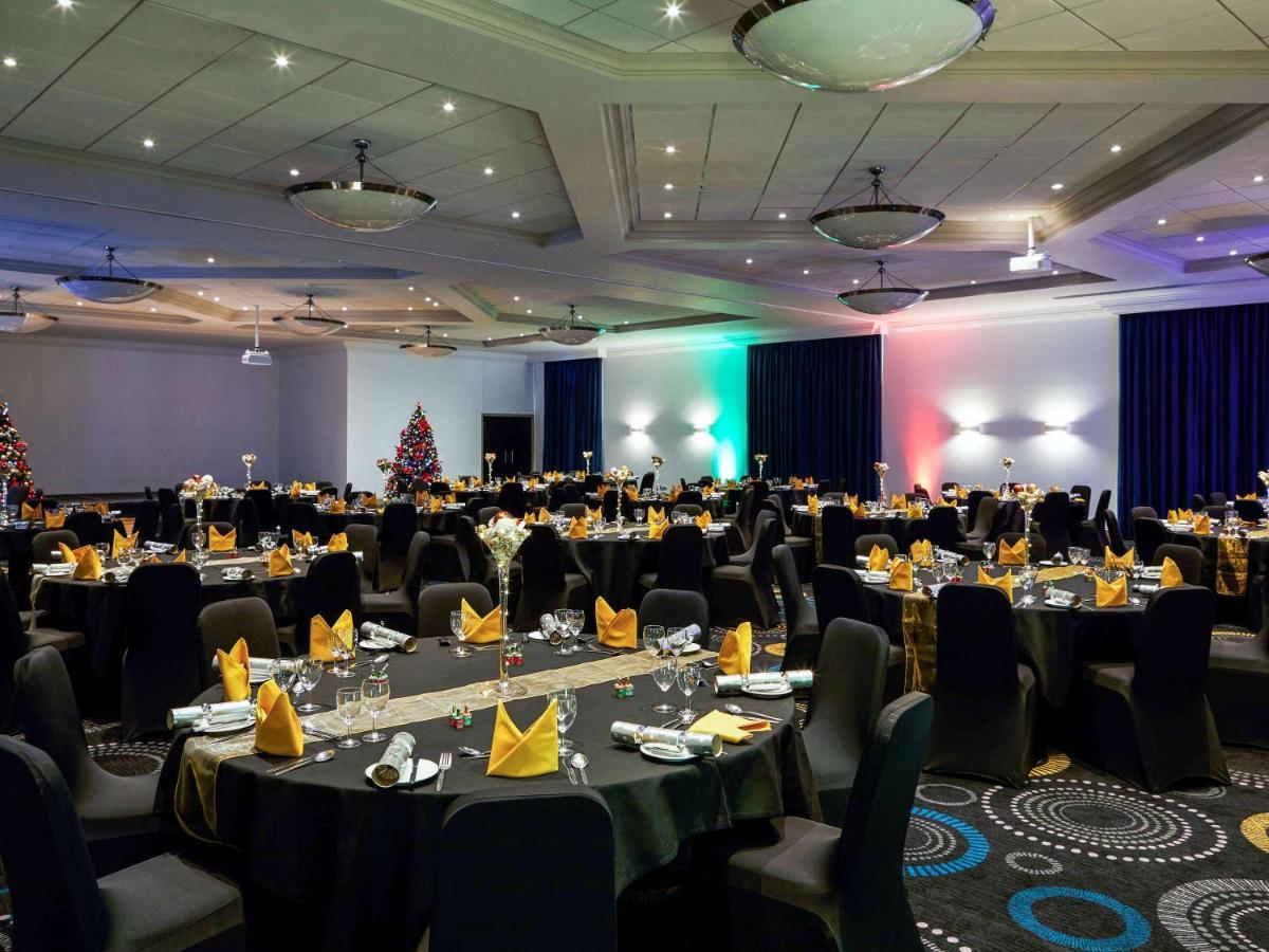 Mercure Telford Centre Hotel Extérieur photo