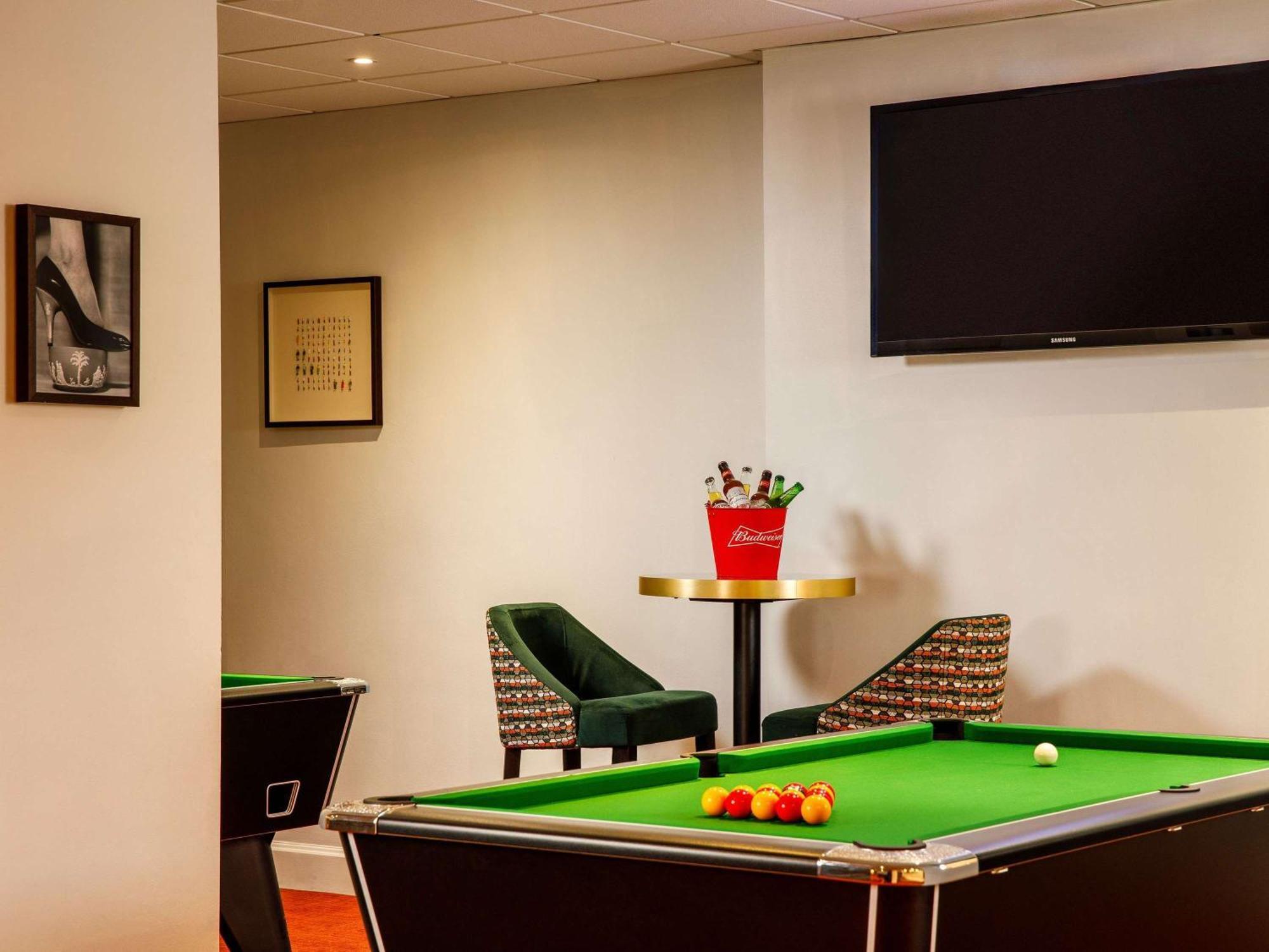 Mercure Telford Centre Hotel Extérieur photo