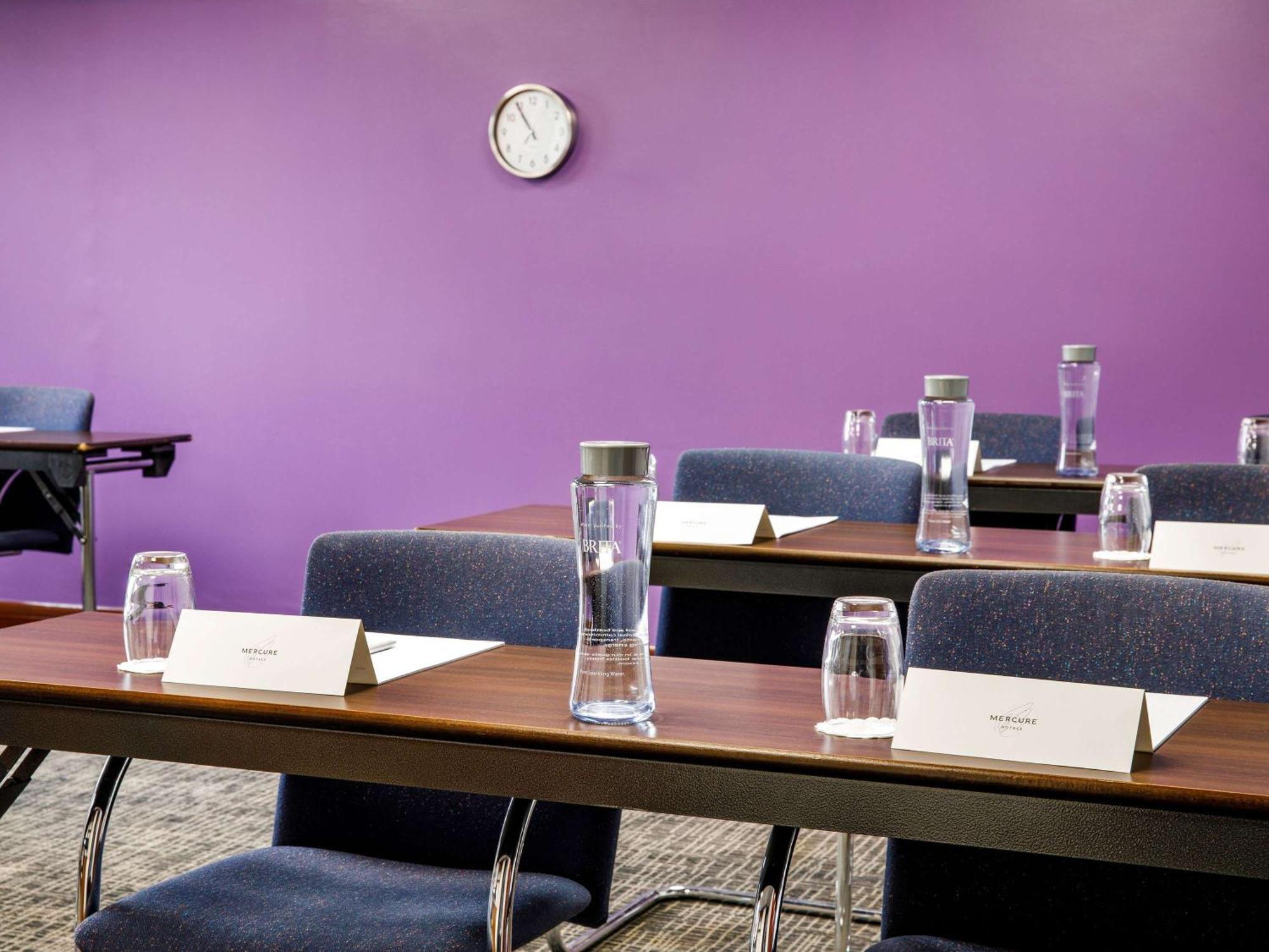 Mercure Telford Centre Hotel Extérieur photo