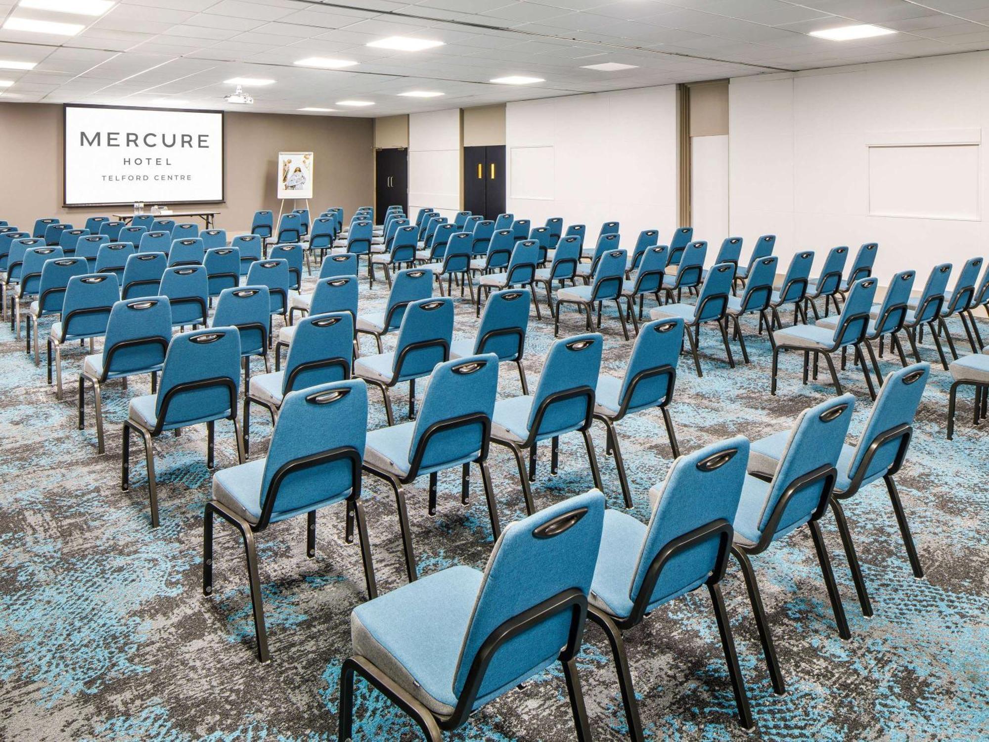 Mercure Telford Centre Hotel Extérieur photo