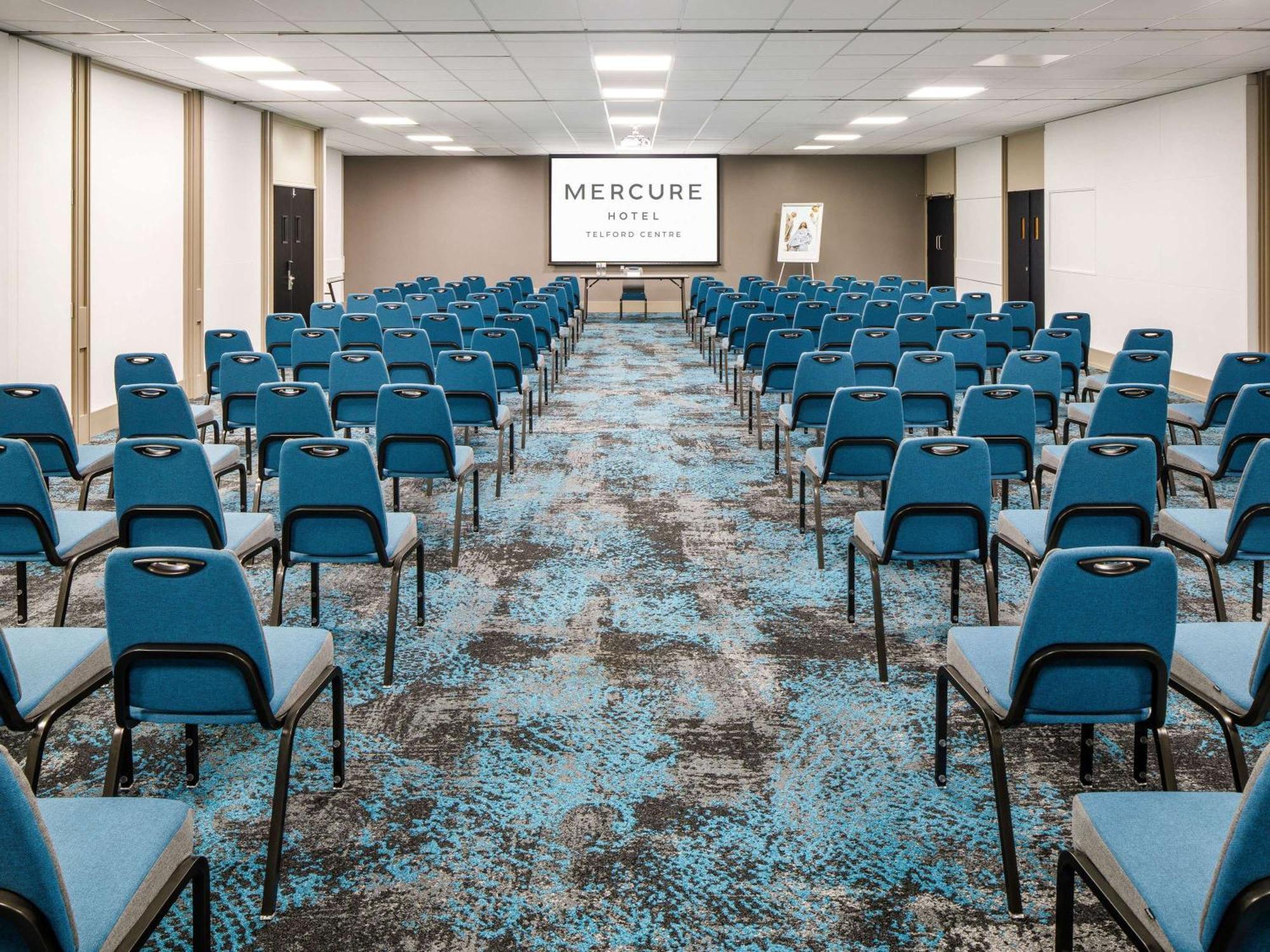 Mercure Telford Centre Hotel Extérieur photo