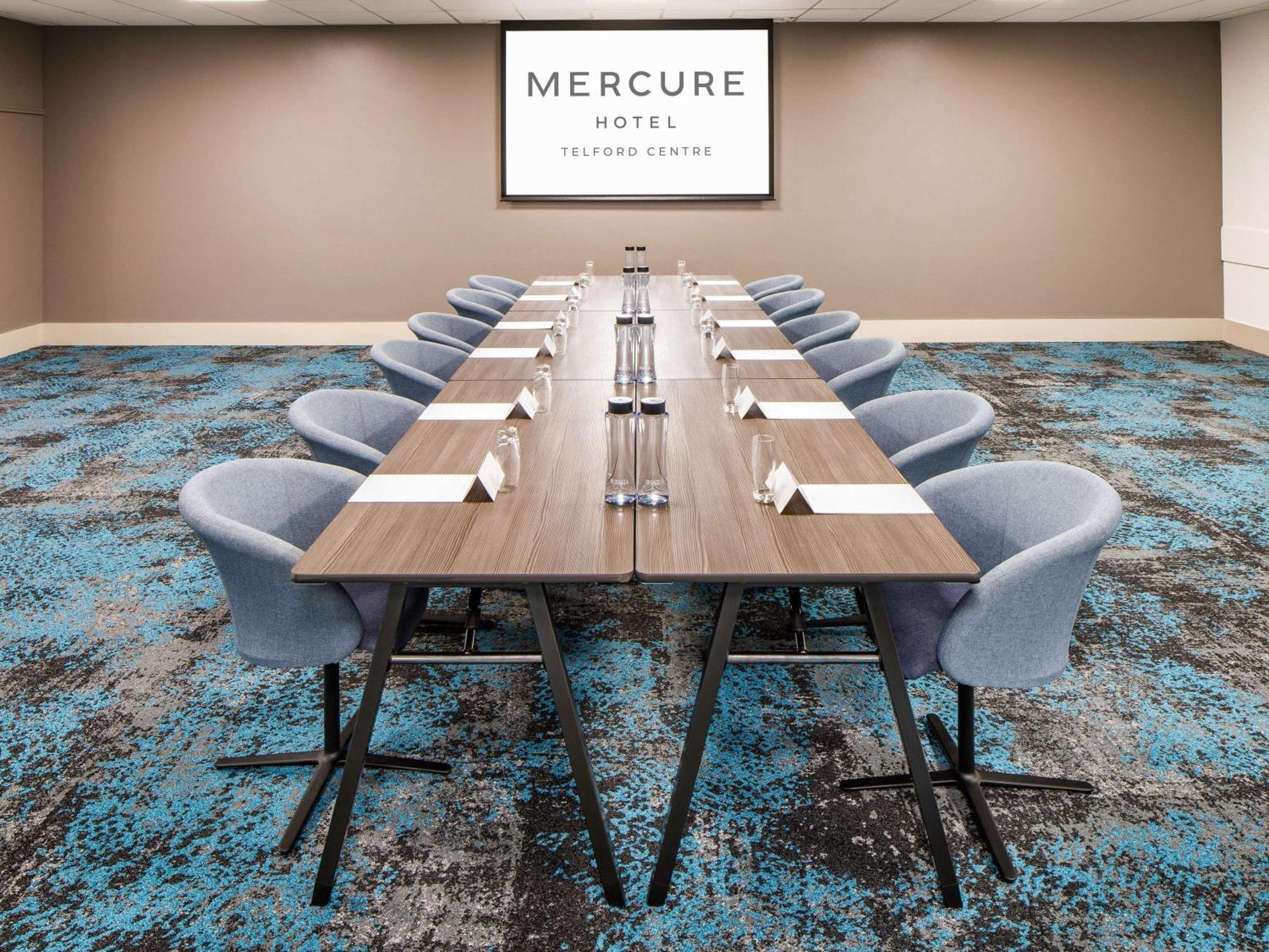 Mercure Telford Centre Hotel Extérieur photo