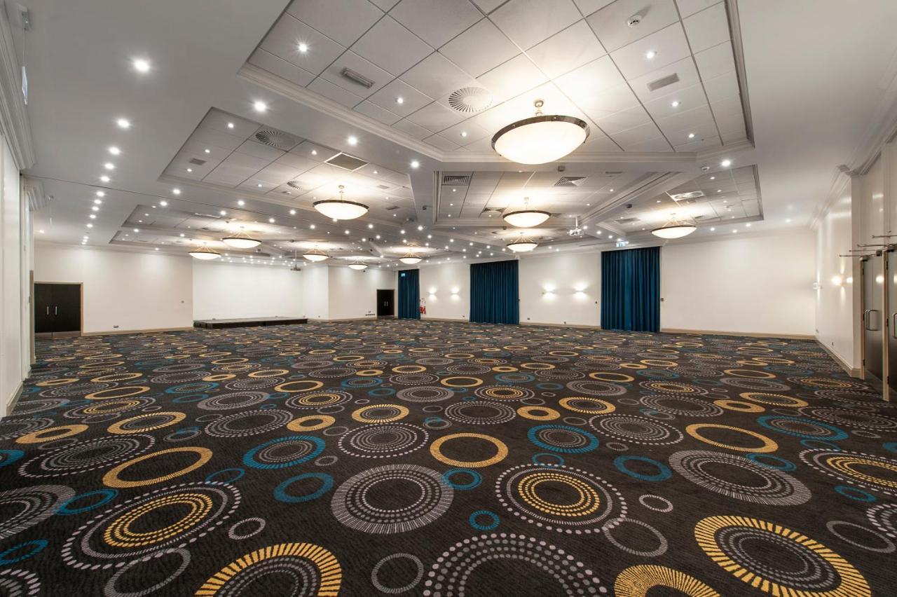 Mercure Telford Centre Hotel Extérieur photo